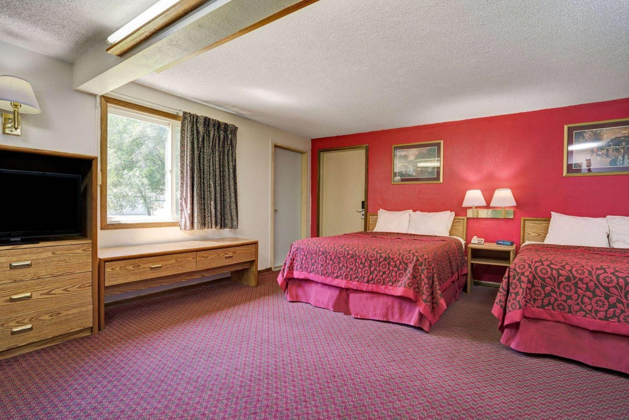 Travelodge By Wyndham Red Wing Esterno foto